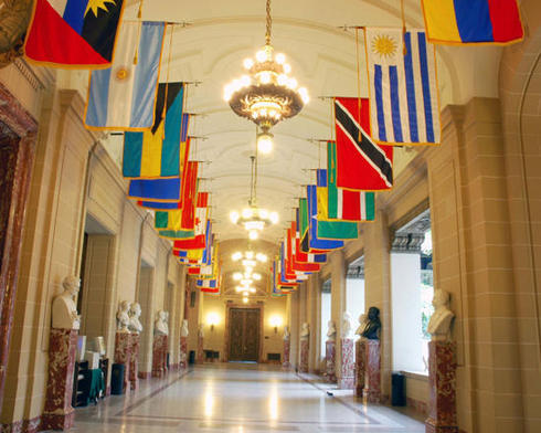 Hall De Las Americas