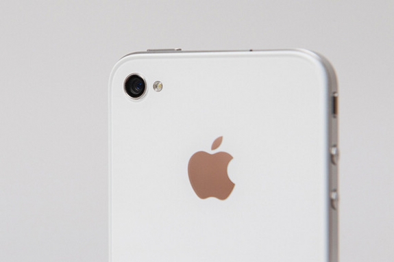 iphone-4-white-leak-009_medium
