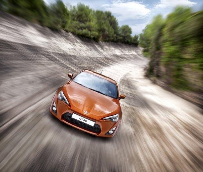 toyota-gt86-5_650