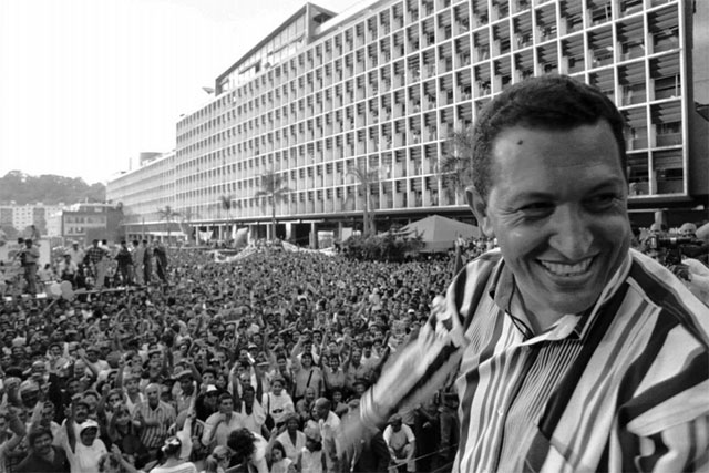 Chavez_en1998_E.M