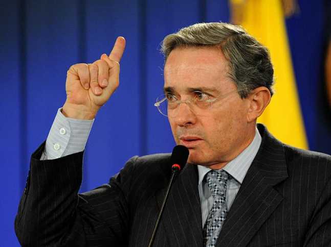 Alvaro-Uribe1