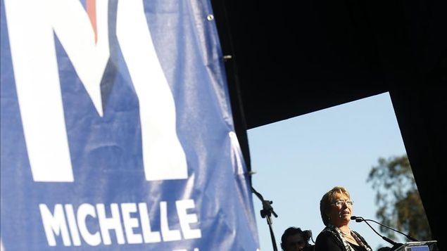 Bachelet-mantiene-ventaja-elecciones-chilenas_MEDIMA20131017_0009_5
