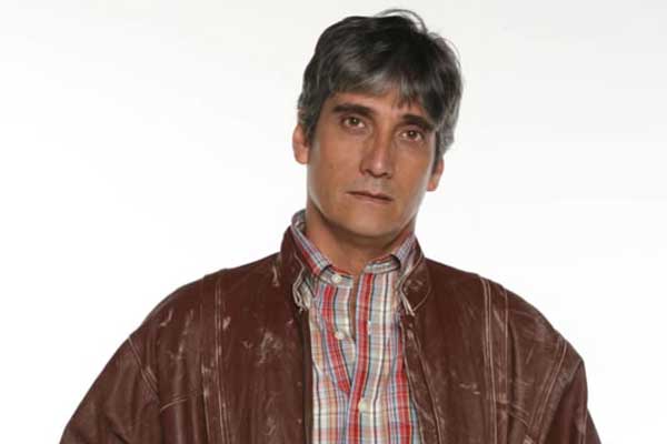 Guillermo-Dávila.expand