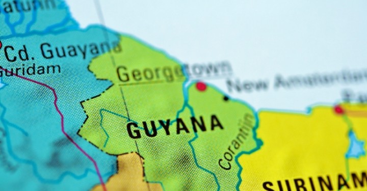 Guyana iniciará proyectos extracción de oro en el Esequibo