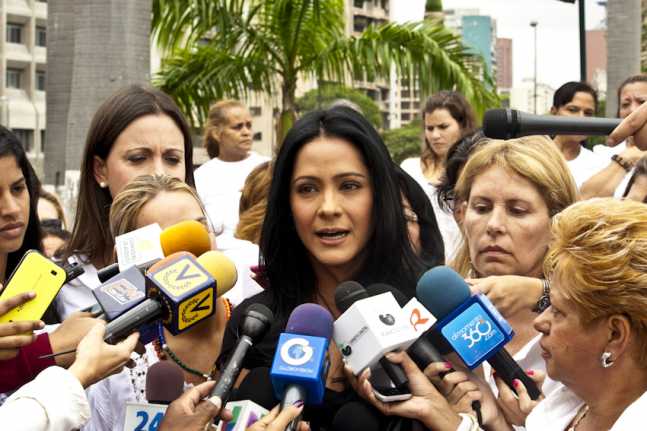Mujeres Por La Vida