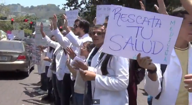 EstudiantesMedicina2404