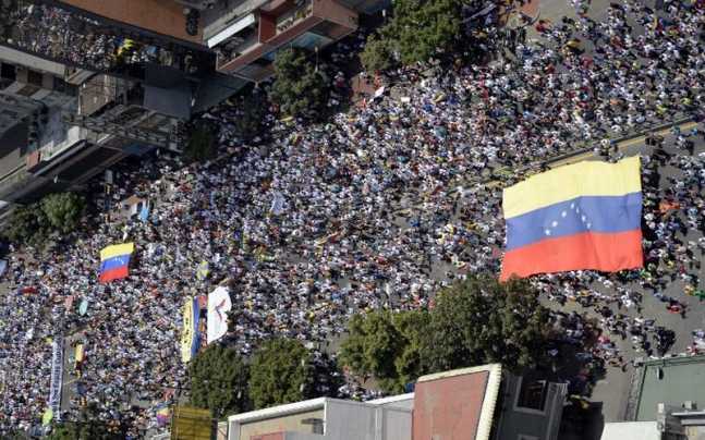 MarchaOpoVnzl16M