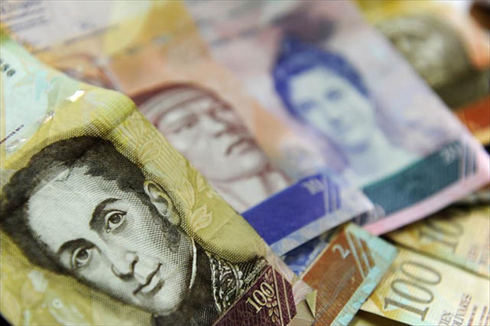 bolívares