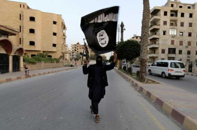 Un-miembro-del-Estado-Islamico_54410560866_54028874188_960_639