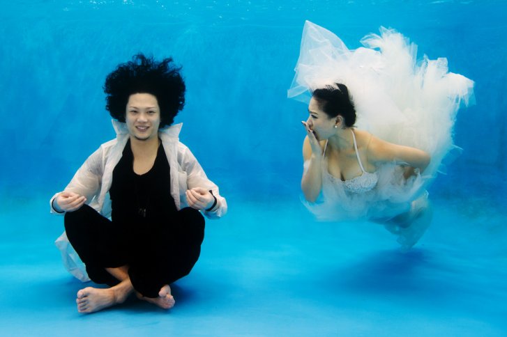 ¿Te casarías bajo el agua? (Fotos)
