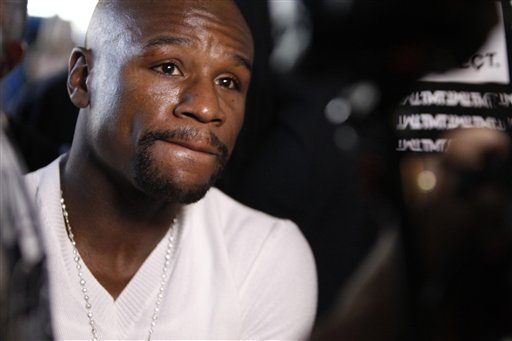 Mayweather: NFL no debió cambiar castigo de Rice