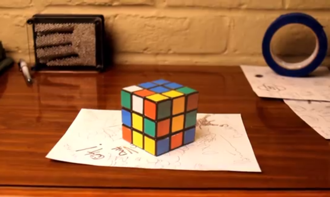 Ilusionista hace que imágenes planas se vean en 3D (Video)