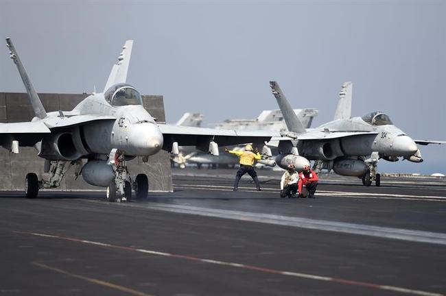 Ataques aéreos de EEUU quieren apuntar a los “santuarios” del EI en Siria