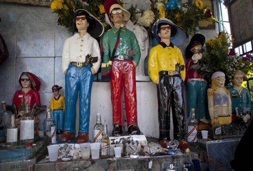 VENEZUELA-SANTOS MALANDROS Y SANTERIA