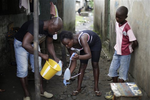 EBOLA FINANCIAMIENTO