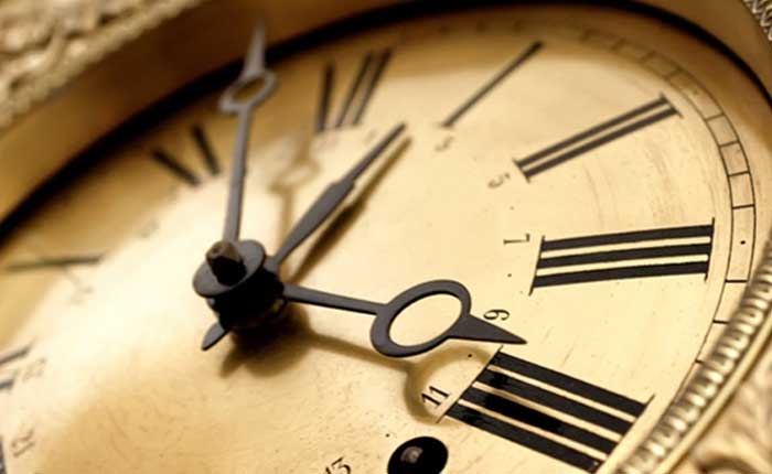 Va llegando la hora por Gonzalo Himiob Santomé