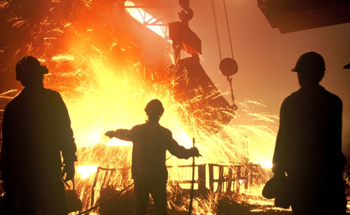 Cae producción de acero y aluminio del país durante 2014