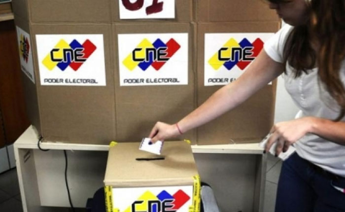 Llegó el 6D por Jean Maninat