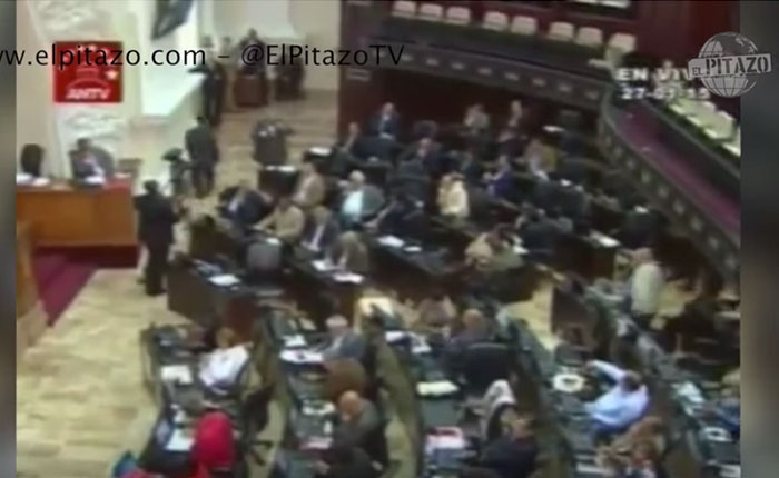 ¿Cuáles son los requisitos para postular candidatos a las parlamentarias?
