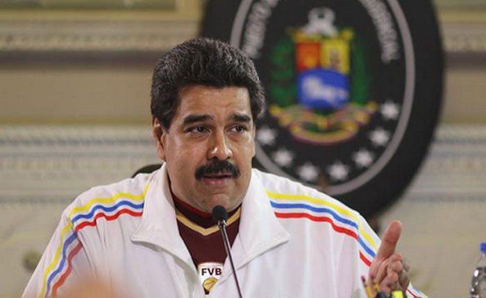Maduro confirma reunión con Santos el lunes 21 de septiembre