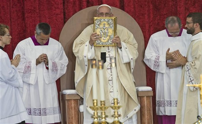Francisco proclamó al primer santo hispano de EE UU, Junípero Serra