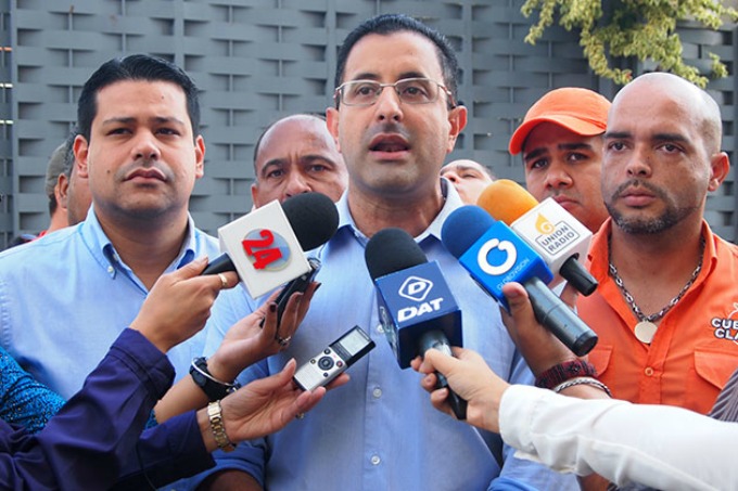 Álvarez Gil: “Gobierno es indiferente ante el problema de la calidad del agua en Carabobo”