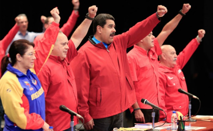 Demonios rojos al acecho por Antonio José Monagas