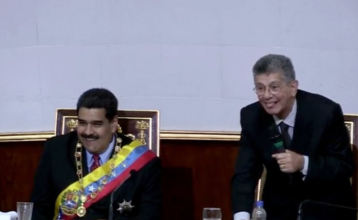 Algunos memes a propósito de la Memoria y Cuenta