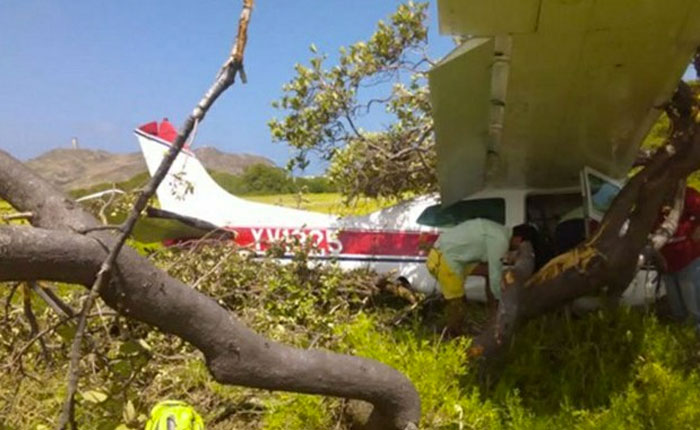 Avioneta se estrelló en Los Roques y deja 2 heridos