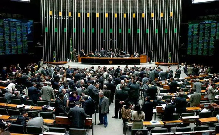 Senado de Brasil aprobó solicitar activación de Carta Democrática en Venezuela