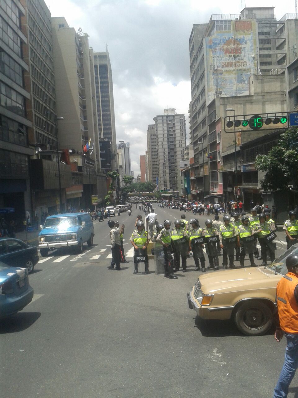 Av.FuerzasArmadas3