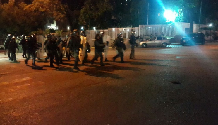 Militarizaron Petare por protestas y enfrentamientos