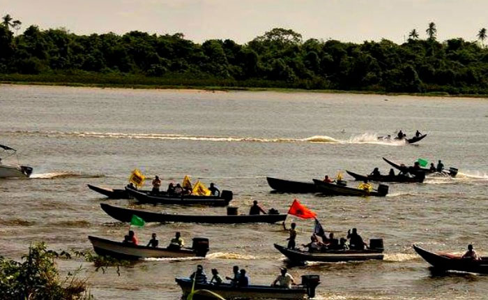 Por tierra y agua se moviliza la MUD en Delta Amacuro para activar el Revocatorio