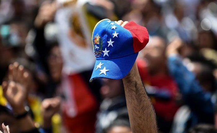 El régimen aún negociando, pierde con o sin constituyente, por Armando Martini Pietri