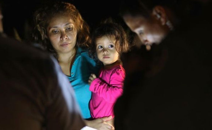 EEUU inicia entrega de niños inmigrantes que habían sido separadas de sus familias