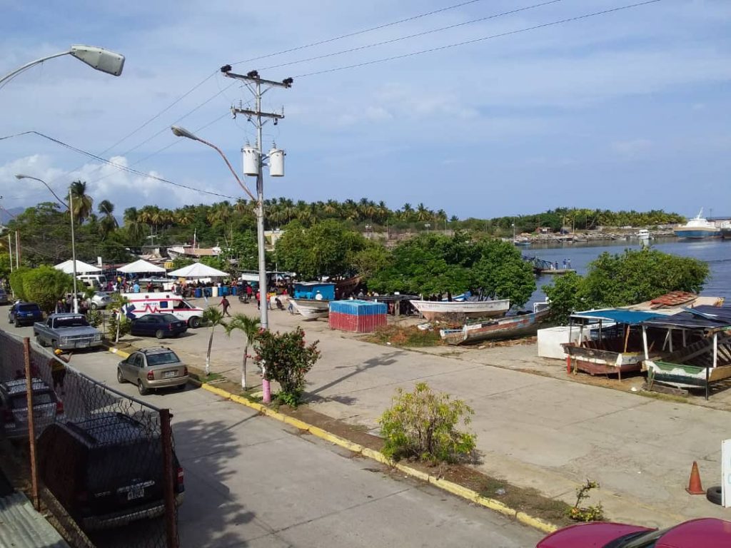 Sobreviviente de naufragio cerca de Trinidad y Tobago fue detenido por presunta trata de personas
