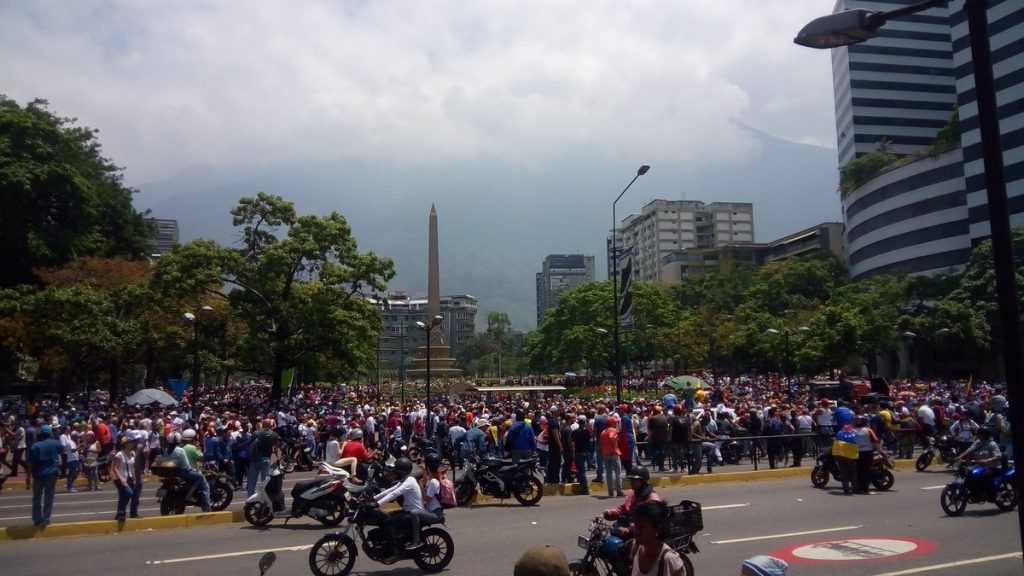 Oficina de Michelle Bachelet llama a respetar marcha de este #16Nov
