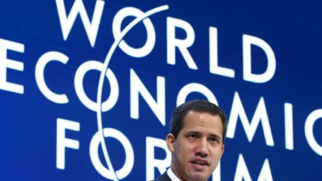 Guaidó descarta en Davos nuevas negociaciones con gobierno de Maduro