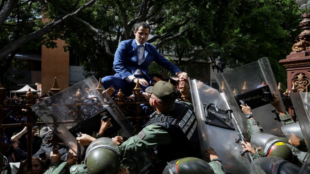 Guaidó sobre el #5Ene: Vimos el desmantelamiento del Estado de derecho y el asesinato de la República