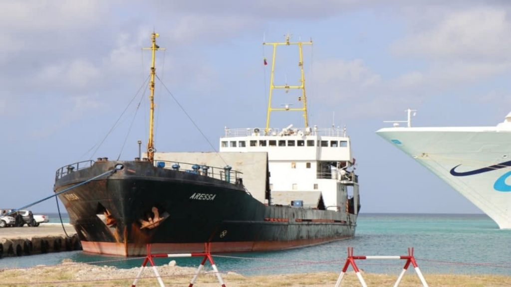 Asciende a 5 toneladas de cocaína incautada en barco que salió de Paraguaná