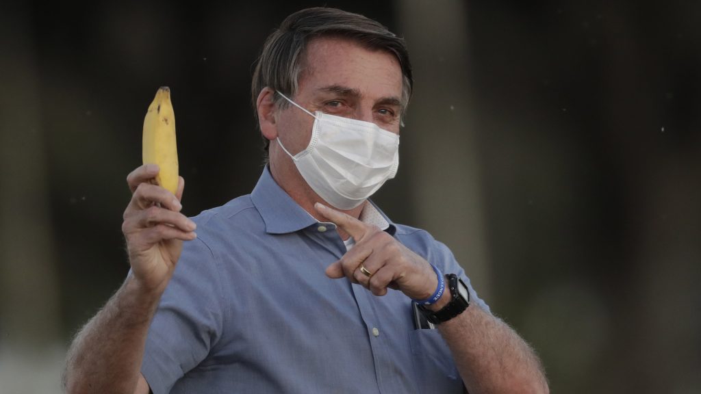 Bolsonaro dice que salió negativo en prueba de coronavirus