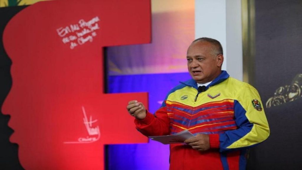 Cabello regresó a su programa de televisión tras superar el COVID-19