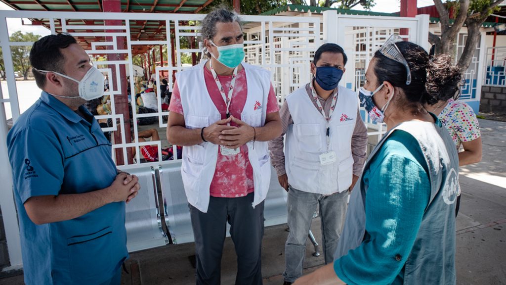 Médicos Sin Fronteras brinda atención a migrantes venezolanos que están retornando