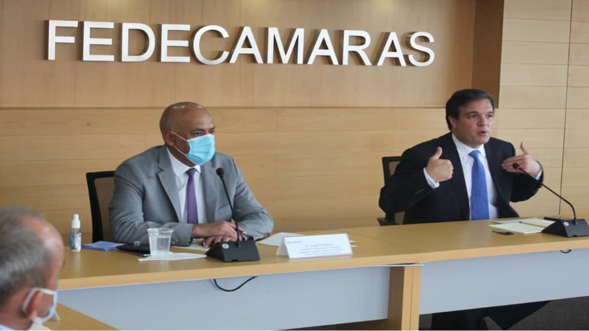 Jorge Rodríguez tras reunión con Fedecámaras: Aparecieron muchas ideas que nos permitirán acceder a la vacunación