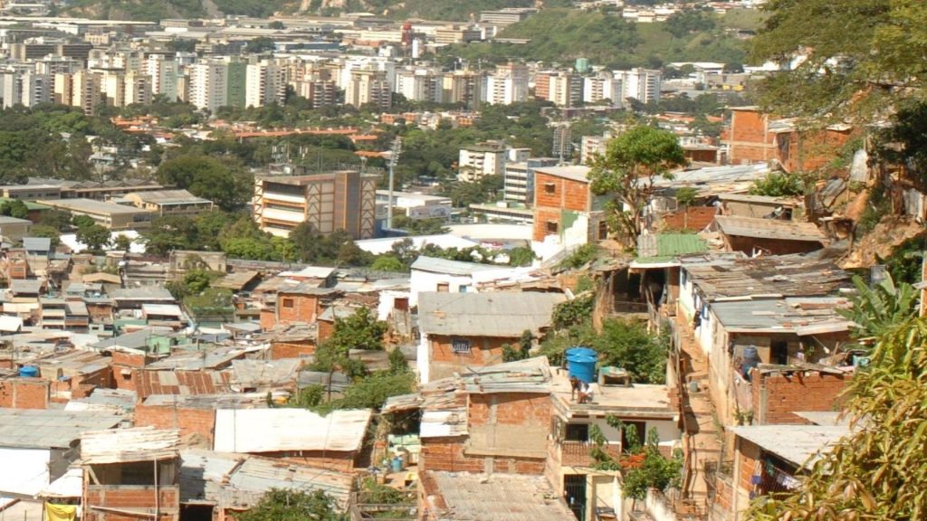 #MonitorDeVíctimas | Matan a un hombre a tubazos y a otro a cuchillazos, en hechos diferentes