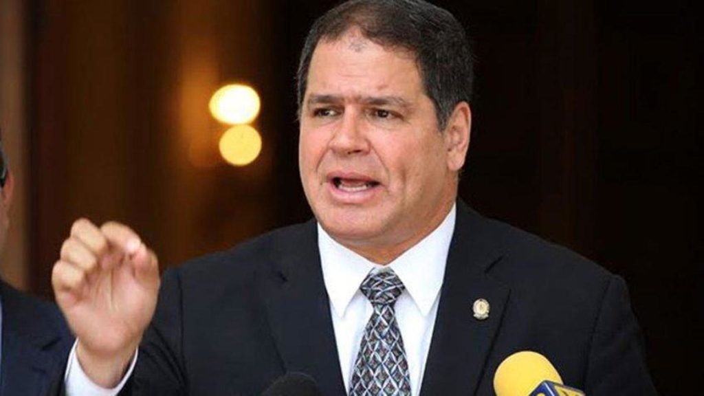 Luis Florido sobre ritmo de vacunación en Venezuela: Se necesitarían 50 años para inmunizar al 70 % de la población