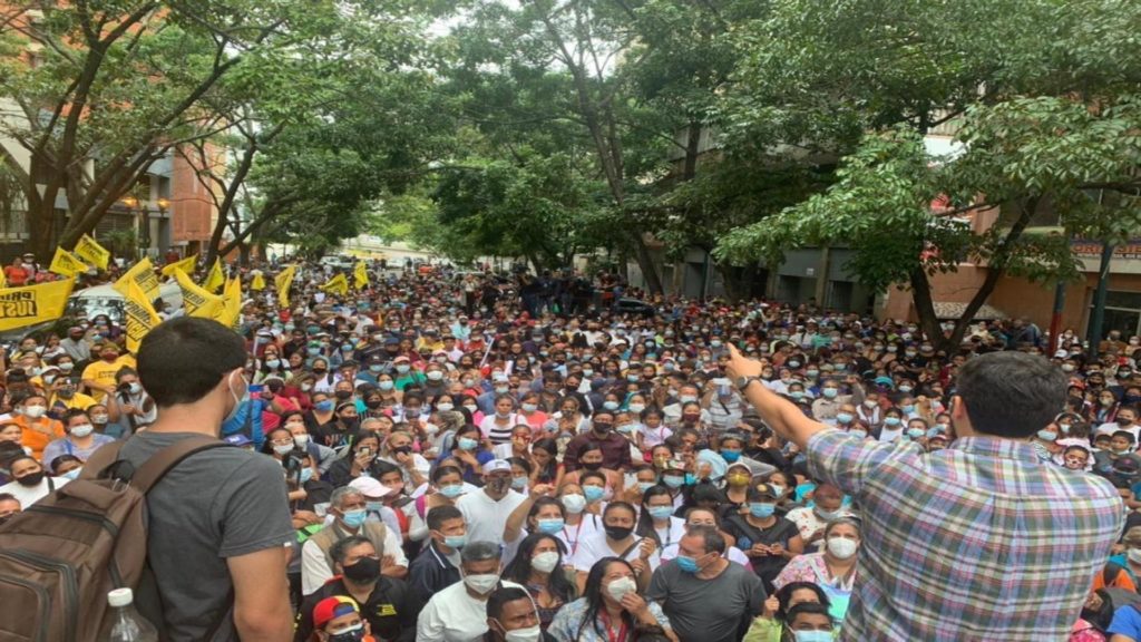Roberto Patiño: “Desde las comunidades estamos construyendo el cambio para Caracas y Venezuela”