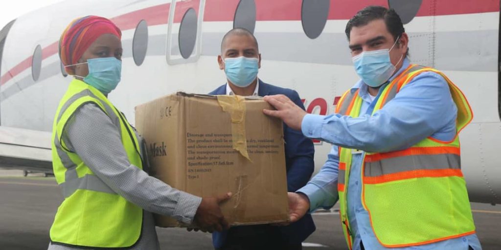 Maduro manda 5.000 pruebas diagnósticas de covid-19 a Dominica
