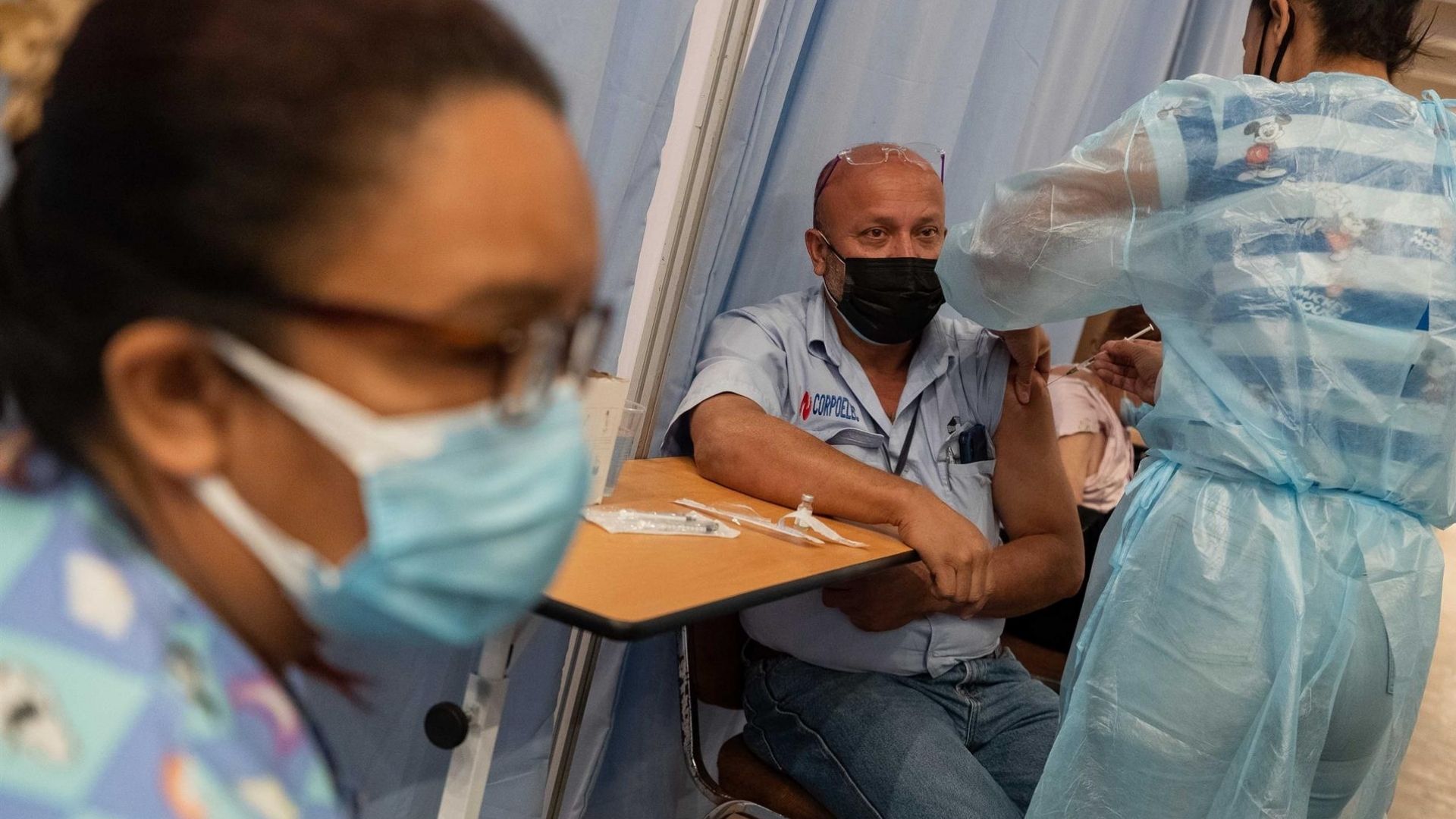 Reportan 50% de hospitalización en clínicas de Caracas por aumento de casos de COVID-19