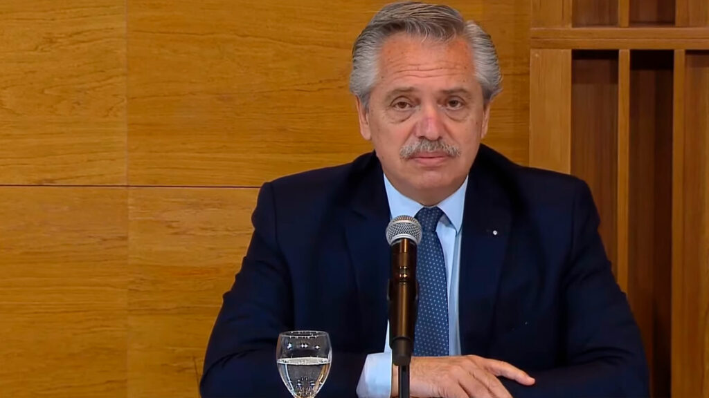 Fernández de